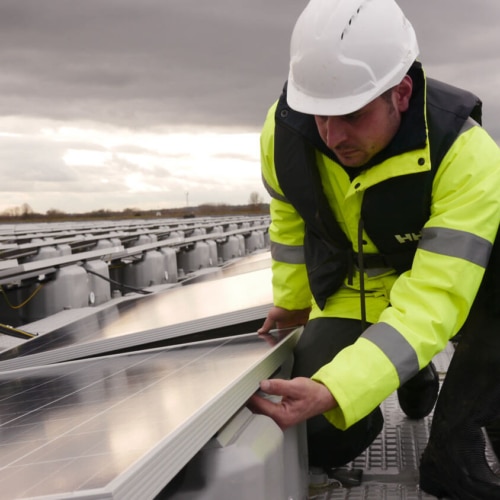 solar-expert-floating-power-plant
